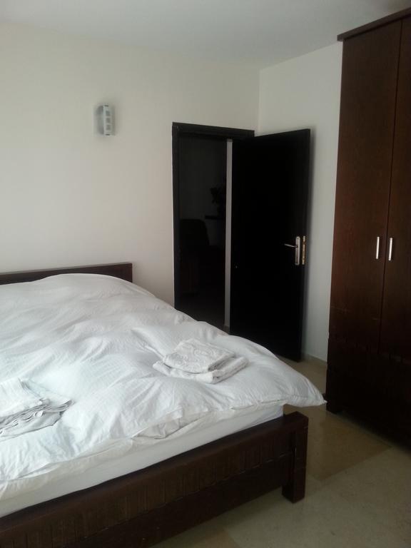 Holyland Apartments القدس الغرفة الصورة