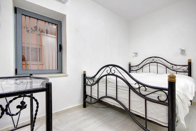 Holyland Apartments القدس الغرفة الصورة