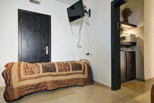 Holyland Apartments القدس الغرفة الصورة