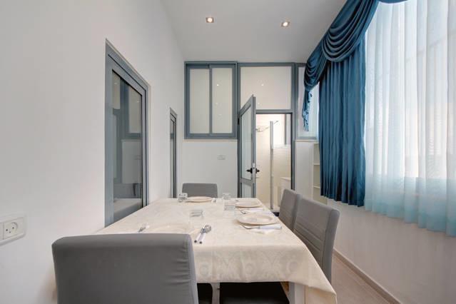 Holyland Apartments القدس الغرفة الصورة