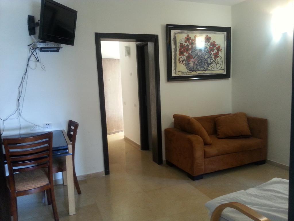 Holyland Apartments القدس الغرفة الصورة
